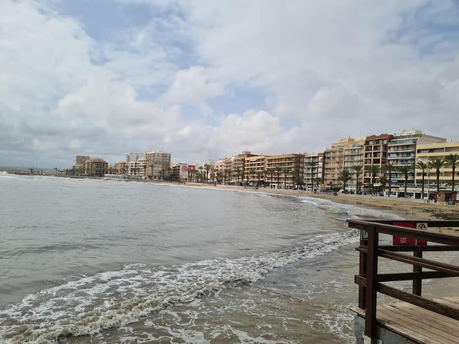 Alex Bungalow Apartment Torrevieja Ngoại thất bức ảnh